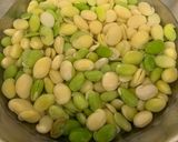 A picture of step 1 of Lilva beans aloo subji.