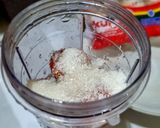 Foto langkah ke 2 dari resep Strawberry Yakult.