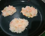 Foto langkah ke 3 dari resep Egg Dumpling/Telur Bihun/Dadar Bihun.