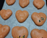 ஹார்ட் ஷேப்டு மக்ரூன்ஸ் (Heart shape macaroons recipe in tamil) ரெசிபி ஸ்டேப் 8 புகைப்படம்