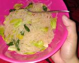 Foto langkah ke 5 dari resep Bihun simple banget.