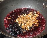 A picture of step 5 of Beetroot sabudana halwa.
