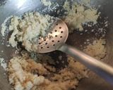 A picture of step 3 of Suji sheera.