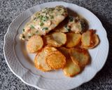 Foto del paso 9 de la receta: Pollo con crema de verdeo y papas españolas de Bigote Cocina