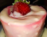 Foto langkah ke 4 dari resep Puding Strawberry.