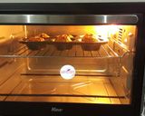 Foto langkah ke 8 dari resep Chocolate Filled Banana Muffins.
