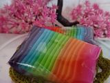 Kue Pepe Rainbow