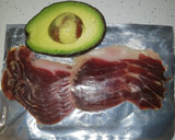 Foto del paso 1 de la receta: Tostada de semillas con aguacate y jamón 😍❤️❤️