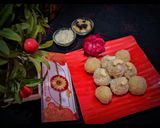 डेसीकेटेड नारळाचे लाडू (dessicated naralache ladoo recipe in marathi) रेसिपी स्टेप 6 फोटो 