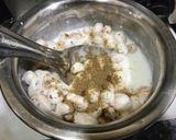 A picture of step 3 of Makhana Raita.