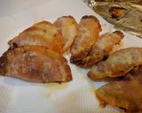 A picture of step 4 of Japanese Calzone Pizza.