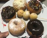 Foto langkah ke 7 dari resep Donat empuk dan montok.