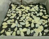 Foto langkah ke 5 dari resep Chewy Brownies.