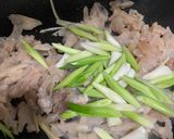 蒜苗炒牛筋的食譜步驟4照片