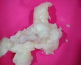 A picture of step 2 of Khalifa naan khatai.