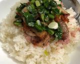 Hình bước làm 4 của món Xôi pate,heo quay