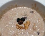 A picture of step 3 of #196 Oatmeal with Walnuts, Raisins, Apples, and Honey.