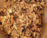 Granola airfryerben zabpehely nélkül, szénhidrátcsökkentett recept fázis 4 fotója