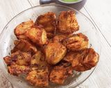 A picture of step 7 of Aloo Tuk.