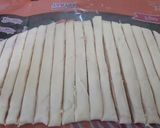 Foto del paso 2 de la receta: Bastoncitos de jamón y queso