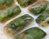 Foto langkah ke 2 dari resep Vietnamese Fried Spring Roll.