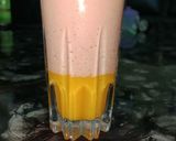 A picture of step 4 of Banana mango juice.