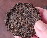 Foto del paso 6 de la receta: Galletitas de harina de coco y de algarroba 🌱3 ing. sin azúcar ni edulcorante ni balanza, ni gluten