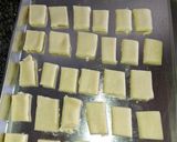Foto del paso 3 de la receta: Bizcochitos de queso rallado