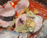 Gambar langkah 2 resipi Asam Pedas Ikan Tongkol.