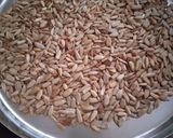 A picture of step 2 of Sunflower seeds laddu.