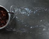 Une image de l'étape 10 de Saucisson au chocolat et chamallows.
