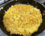 Foto del paso 4 de la receta: Bocadillo de tortilla de patata 🥔