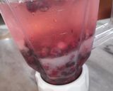 A picture of step 3 of Fresh Falsa Juice!💜.