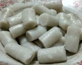 Foto langkah ke 4 dari resep Tteokbokki mudah meriah.
