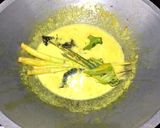Foto langkah ke 4 dari resep Nasi Kuning Magic Com.