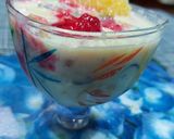 A picture of step 6 of Fruity Custard Delight.