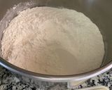 Foto del paso 1 de la receta: Pan casero y rápido (con harina común)