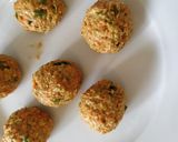 A picture of step 2 of Veg Manchurian.
