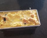 Foto langkah ke 2 dari resep Bread pudding with sauce.