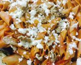 صورة لخطوة 6 من وصفة معكرونة بصوص طماطم والخضار مشوية 😍😋