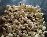 Foto langkah ke 2 dari resep Popcorn Caramel.