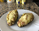 Foto del paso 7 de la receta: Aguacate relleno de pollo y bacon