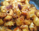 शेजवान ब्रेड उपमा (bread recipe in marathi) रेसिपी स्टेप 2 फोटो 