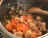 Bakonyi betyárleves recept fázis 2 fotója