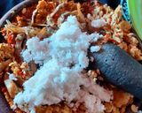 Foto langkah ke 7 dari resep 14. Sambel tempe teri kriuukk kempo (kemangi + klopo).