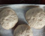 Foto langkah ke 3 dari resep Garlic Cheese Bread.