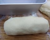 Hình bước làm 3 của món Bánh mì nhân nho dừa