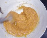 A picture of step 4 of Besan Halwa.