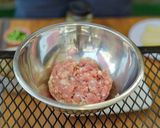 รูปขั้นตอนการทำที่ 2 ของ เกี๊ยวทอด ไส้หมูสับ