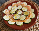 Foto del paso 4 de la receta: Carpaccio de calabacín y tomate